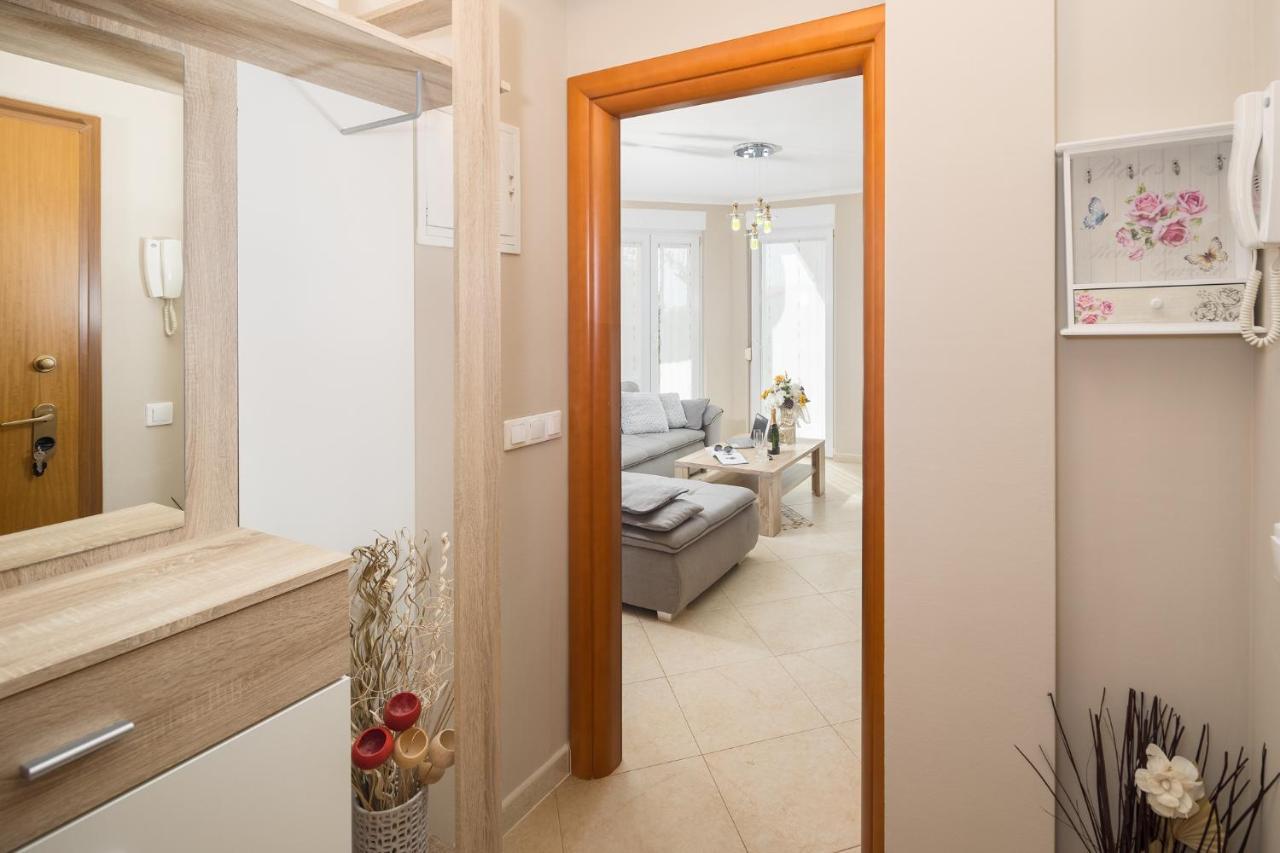 Rossini Superior Apartment Porec Exterior photo